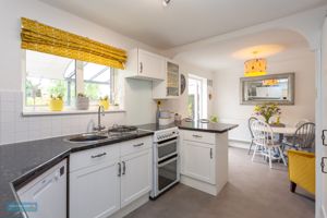 Kitchen/Diner- click for photo gallery